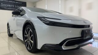 プリウスPHEVにカーセキュリティを取り付けた施工実績